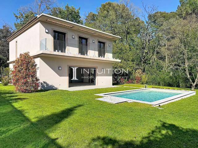 Maison 5 pièces 160 m²