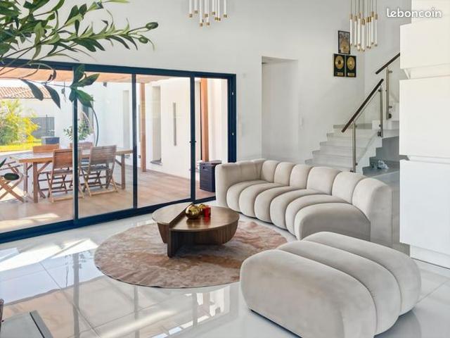 Maison 5 pièces 160 m²