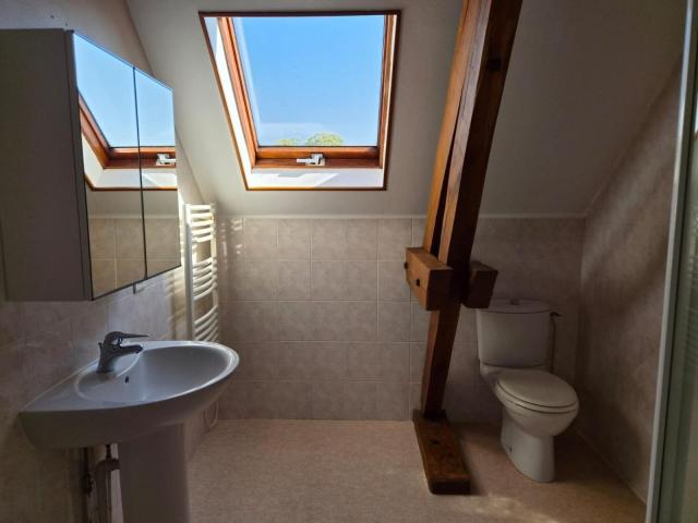 Maison 5 pièces, 160 m² à louer à Chouvigny 03450