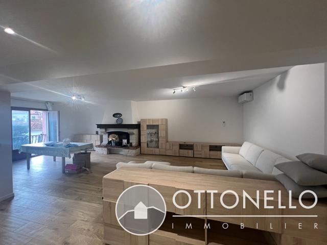 Maison 5 pièces, 161 m² à louer à Roquebrune sur Argens 83520