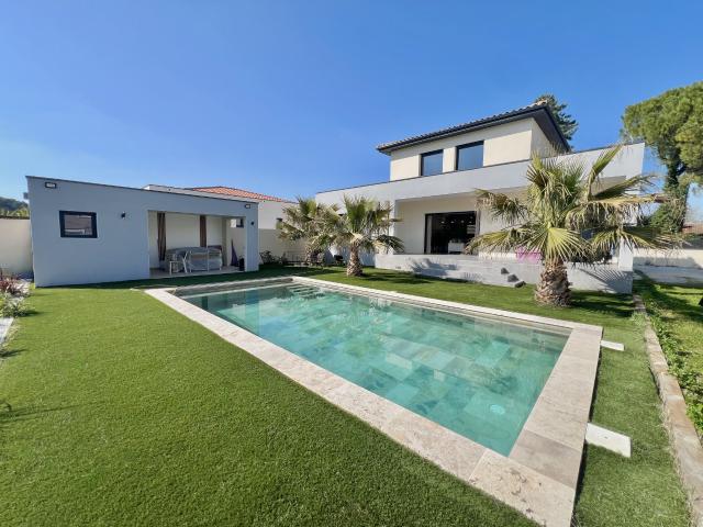 Maison 5 pièces 161 m²