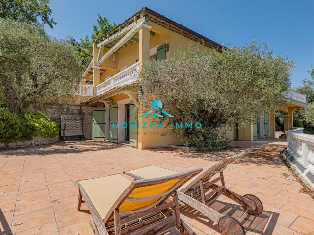 Maison 5 pièces 161 m²