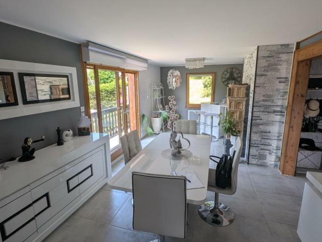 Maison 5 pièces 161 m²