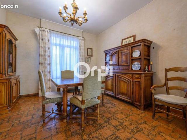 Maison 5 pièces 161 m²
