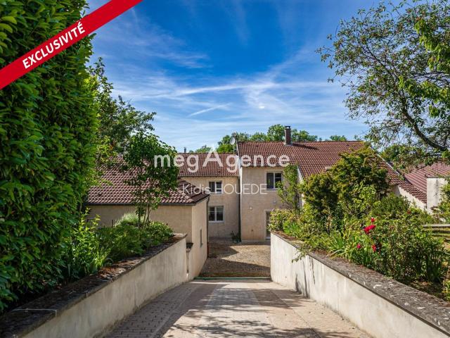 Maison 5 pièces 161 m²