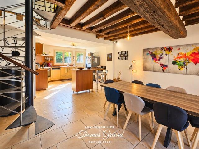 Maison 5 pièces 161 m²