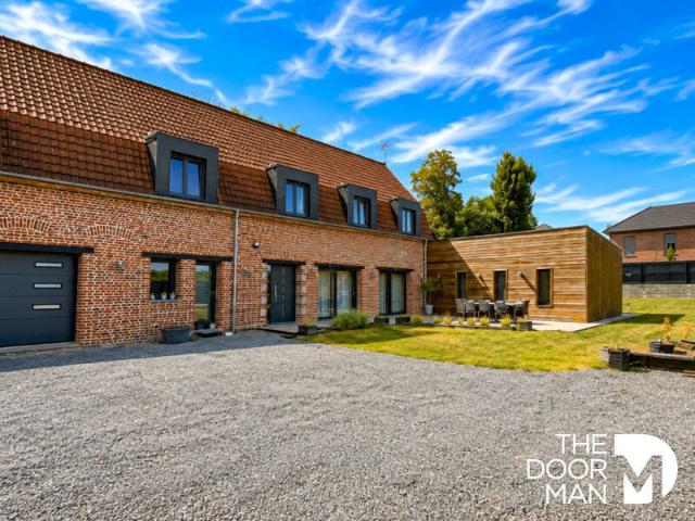 Maison 5 pièces 287 m²