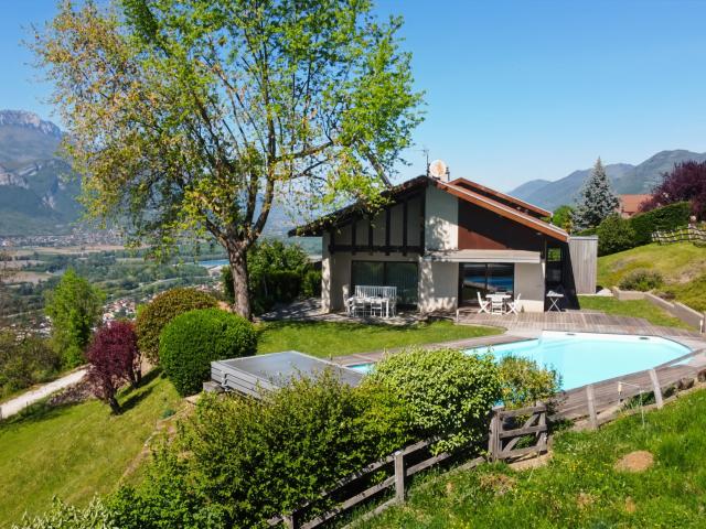 Maison 5 pièces 162 m²