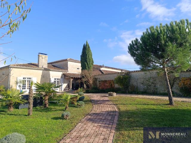 Maison 5 pièces 162 m²