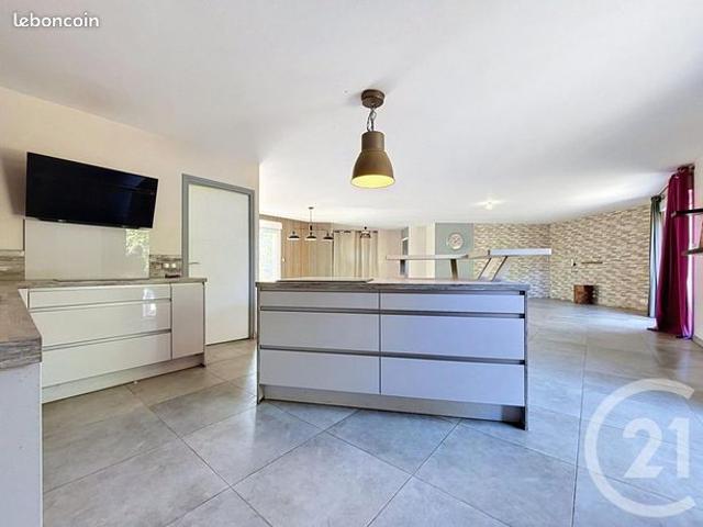 Maison 5 pièces 162 m²