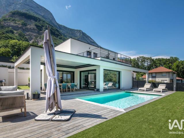 Maison 5 pièces 163 m²