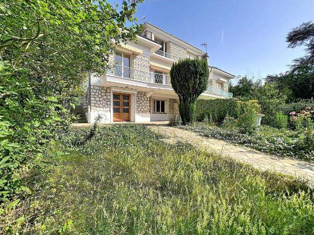 Maison 5 pièces 163 m²