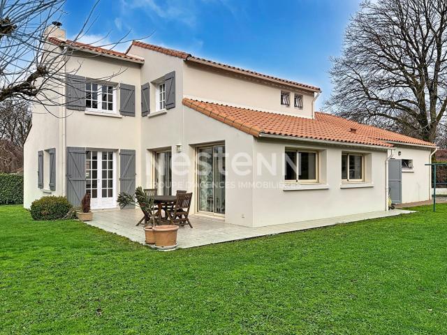 Maison 5 pièces 163 m²