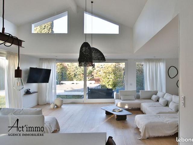 Maison 5 pièces 163 m²