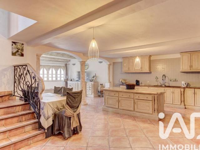 Maison 5 pièces 163 m²