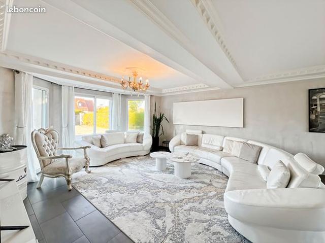 Maison 5 pièces 163 m²