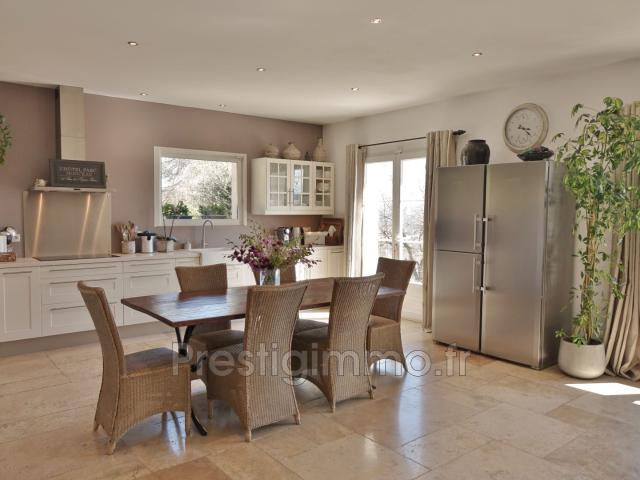 Maison 5 pièces, 163 m² à louer à Montauroux 83440