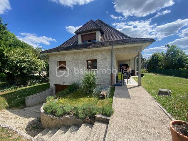 Maison 5 pièces 163m2