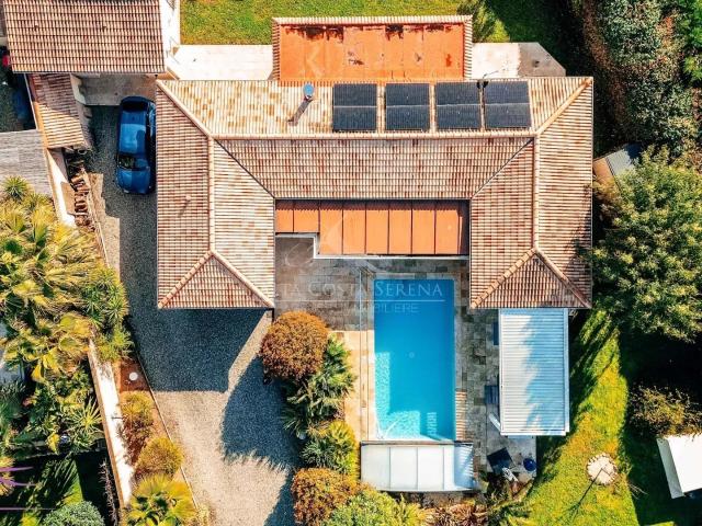 Maison 5 pièces 174 m²