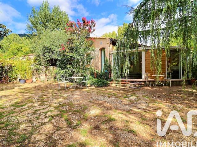 Maison 5 pièces 174 m²