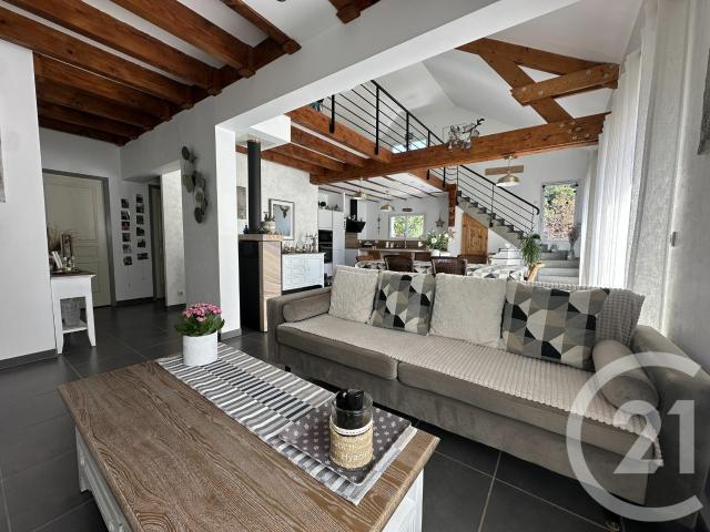 Maison 5 pièces 174 m²