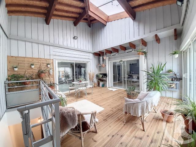 Maison 5 pièces 174 m²