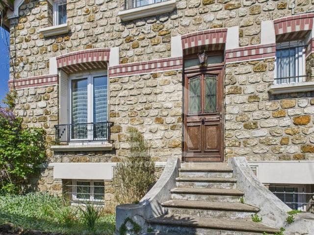 Maison 5 pièces 174 m²