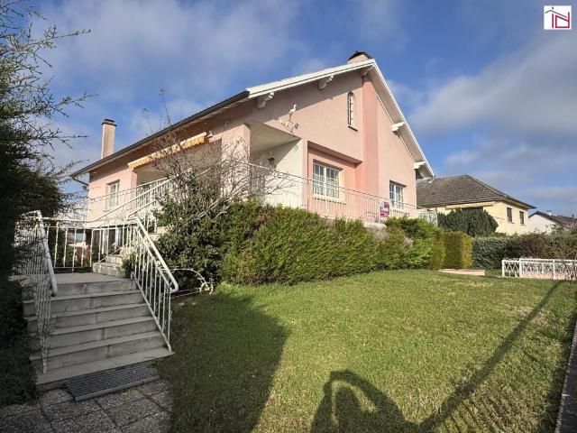 Maison 5 pièces 174 m²
