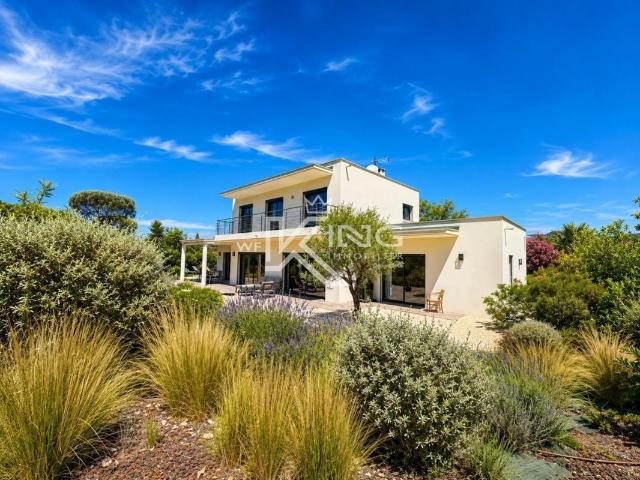 Maison 5 pièces 174 m²