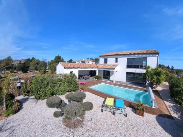 Maison 5 pièces 175 m²