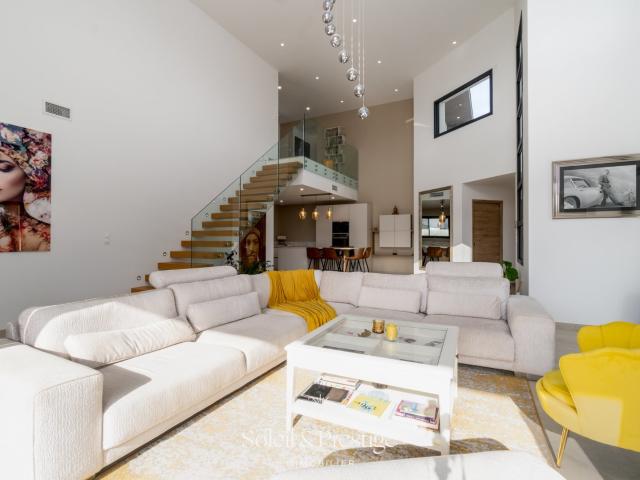 Maison 5 pièces 175 m²