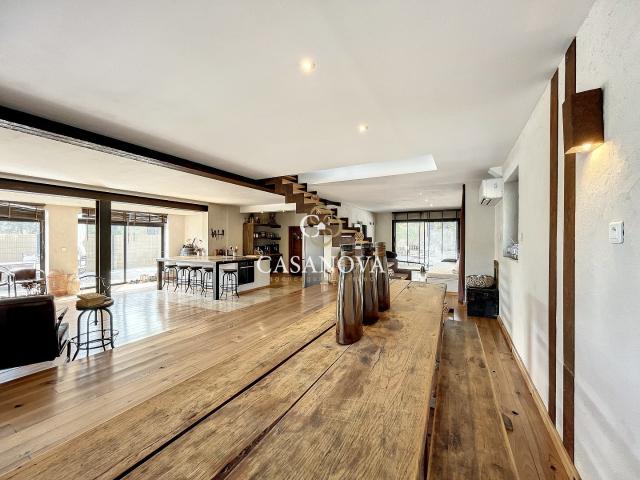 Maison 5 pièces 175 m²