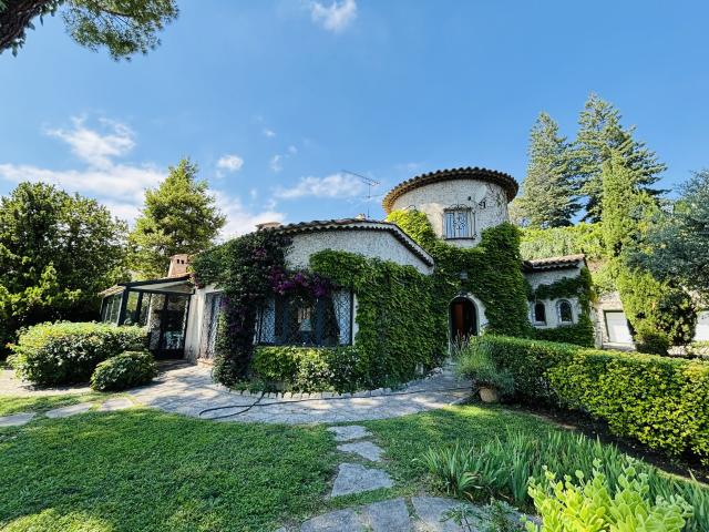 Maison 5 pièces 175 m²