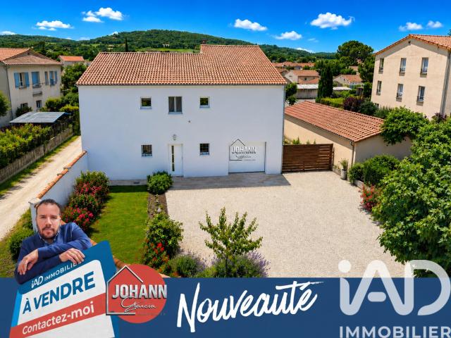 Maison 5 pièces 176 m²