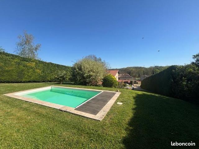 Maison 5 pièces 176 m²