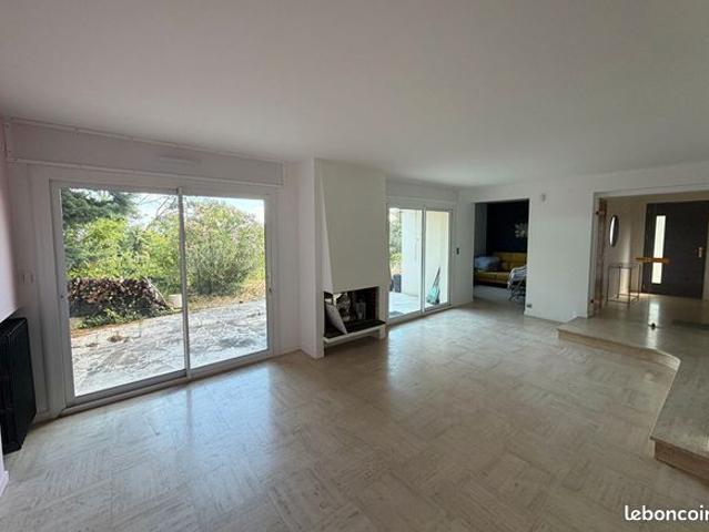 Maison 5 pièces 176 m²