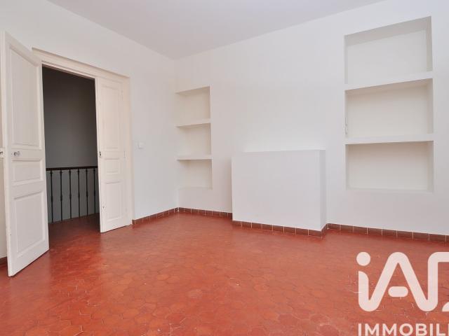 Maison 5 pièces, 176 m² à louer à Clarensac 30870