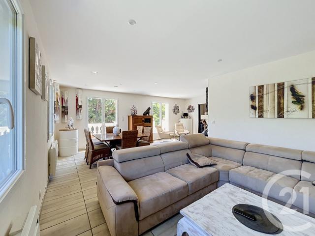 Maison 5 pièces 177 m²