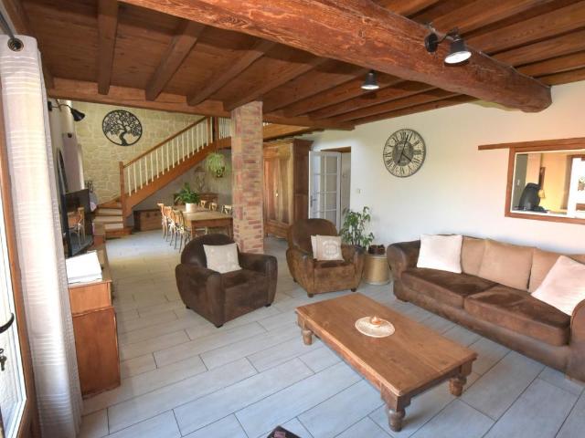 Maison 5 pièces 177 m²