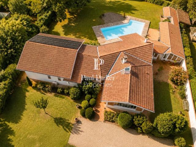 Maison 5 pièces 177 m²