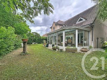 Maison 5 pièces 177 m²