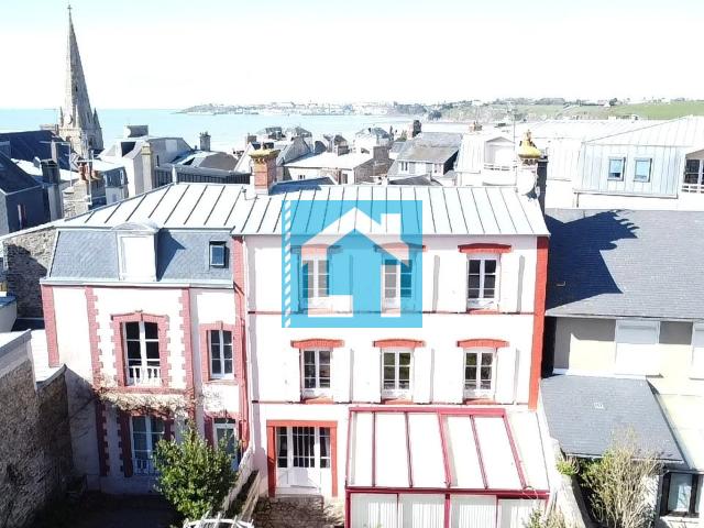 Maison 5 pièces 177 m²