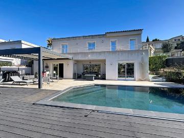 Maison 5 pièces 178 m²
