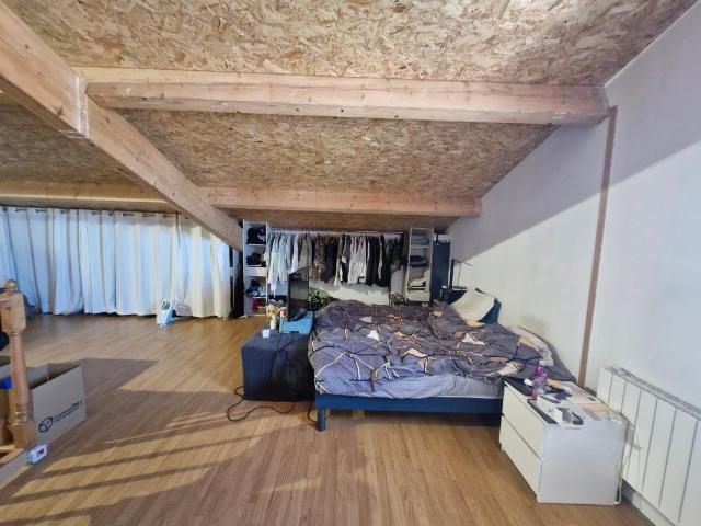 Maison 5 pièces, 178 m² à louer à Charly 69390