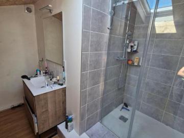 Maison 5 pièces, 178 m² à louer à Charly 69390
