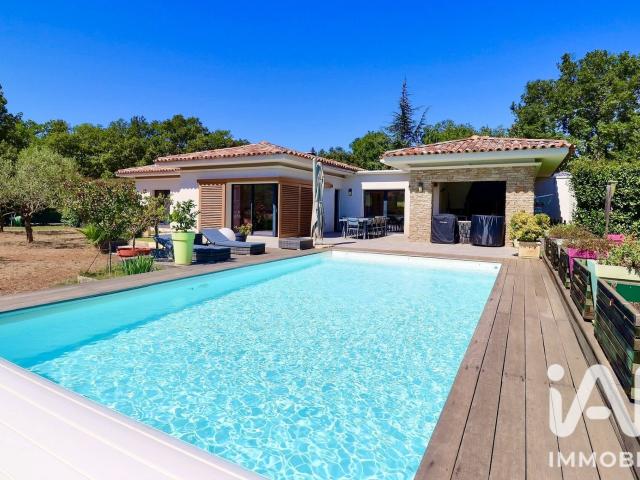 Maison 5 pièces 179 m²
