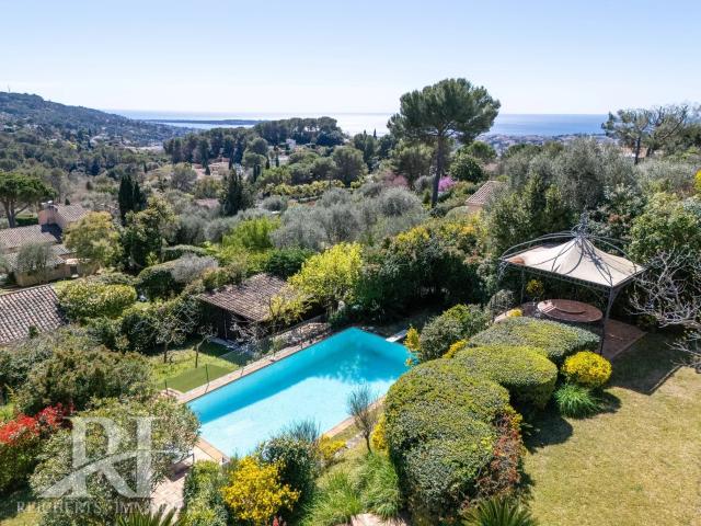 Maison 5 pièces 179 m²