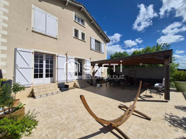 Maison 5 pièces 170 m²