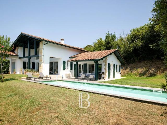 Maison 5 pièces 170 m²