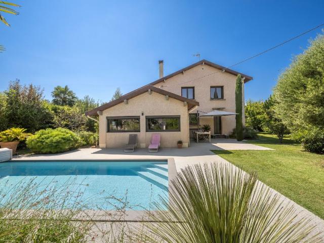 Maison 5 pièces 170 m²